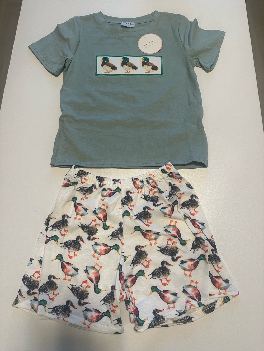 Abby & Evie Sage Mallard shorts set